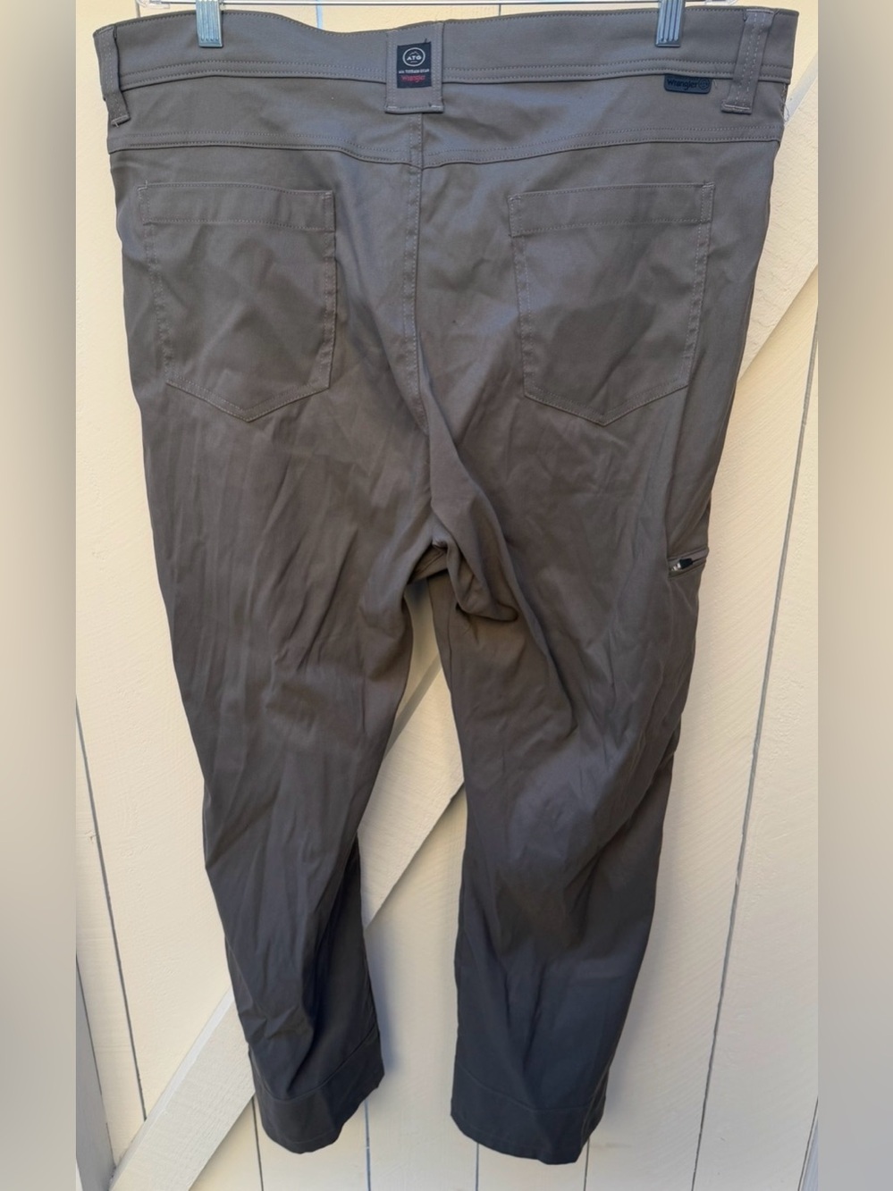 Wrangler Men's Charcoal Cargo Pants size 40x30